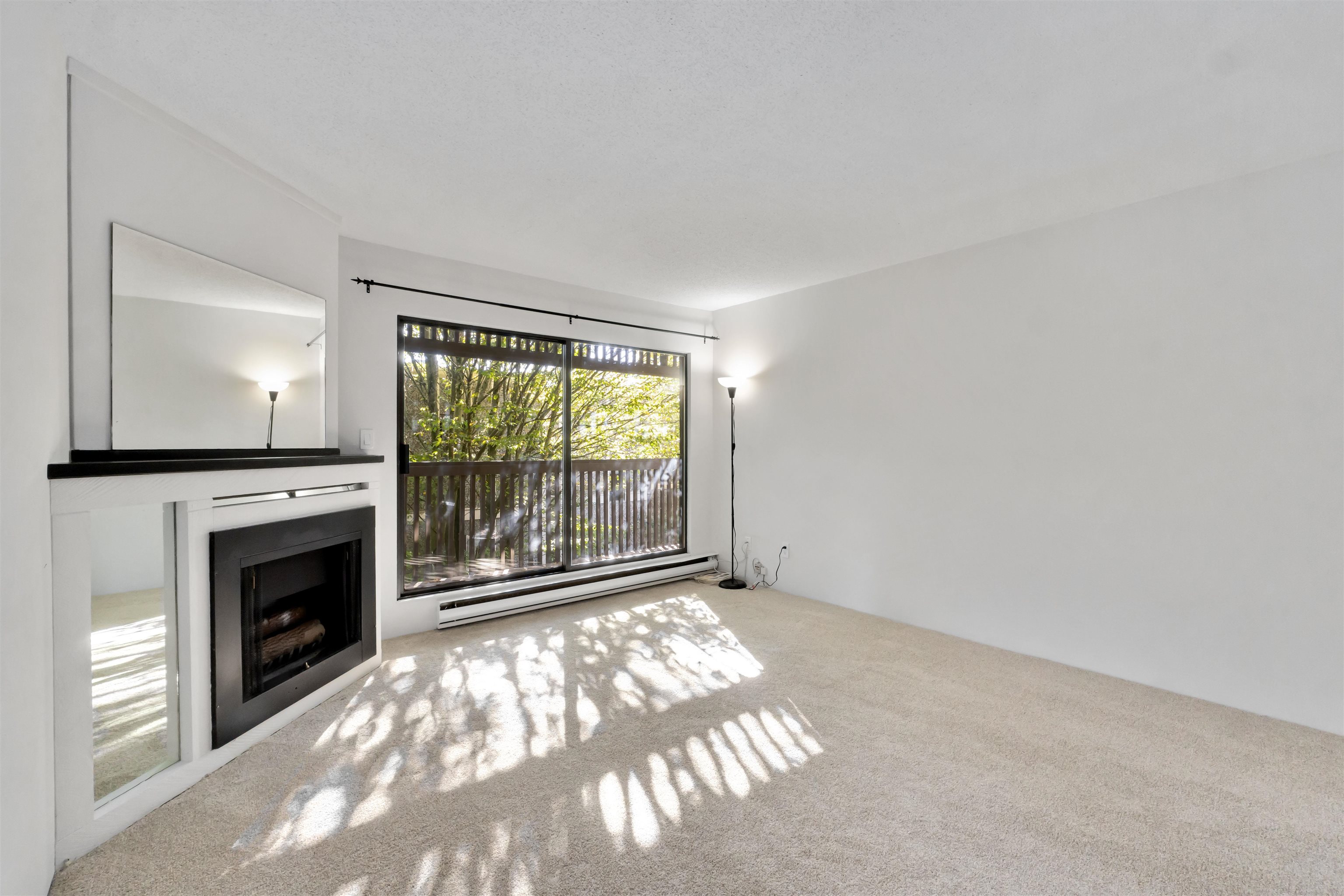 315 13507 96 Avenue Photo 04